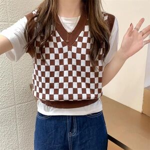 Mixed Threads LA Brown V Neck Checkered Crop Vest, M